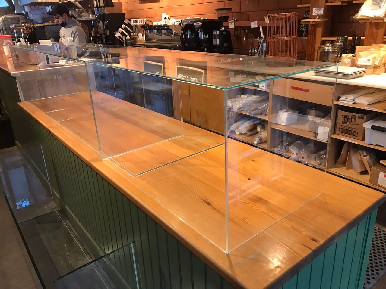Store-glass-showcase