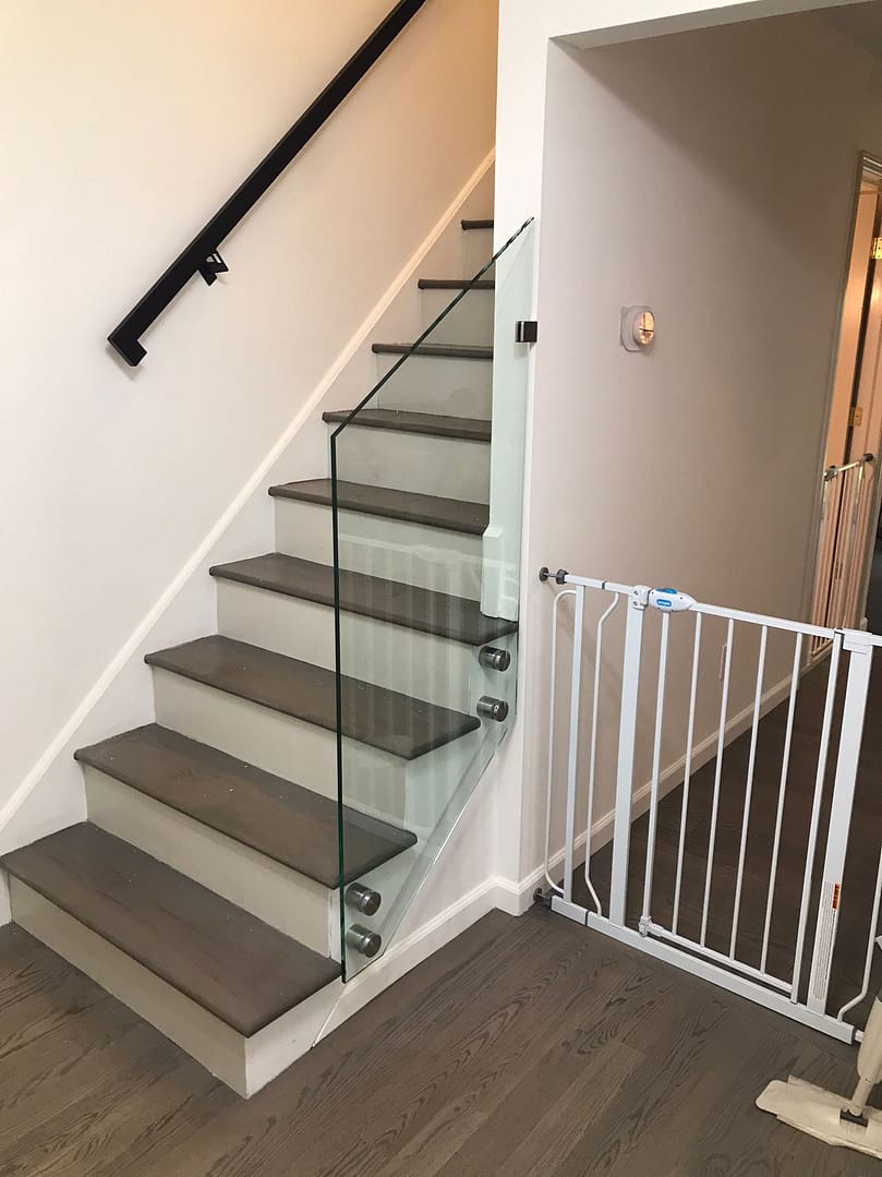 NYC-glass-railing