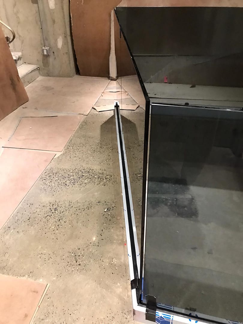 Glass stairs railing in New York